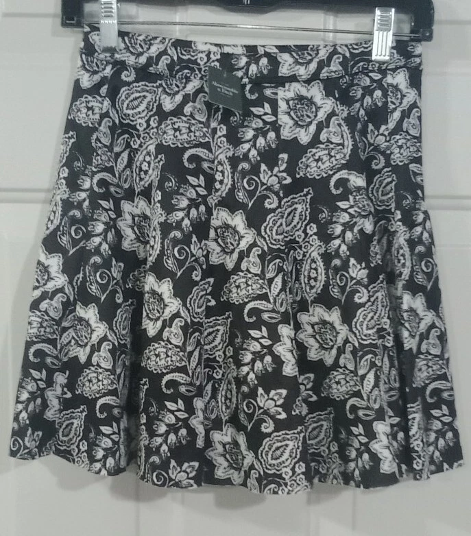 Abercrombie & Fitch Womens Fit And Flare Mini Skirt S  - Image 3 of 4