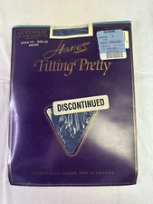 Vintage Hanes Fitting Pretty Queen Day Sheer Sandalfoot Control Top Pantyhose
