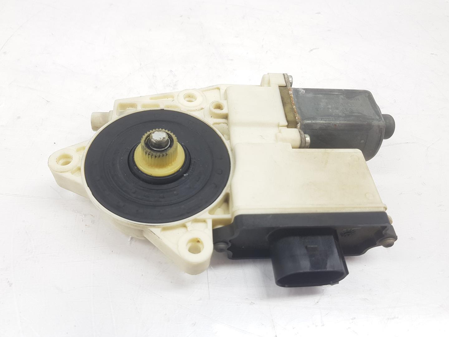 BMW X3 Window Winder Motor Front Left E83 Part 67 62 6925963 Ref 