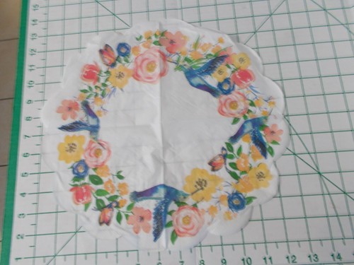 Two Decorative Round Luncheon Napkins for Decoupage "Humming Birds" 2-Ply - Picture 6 of 9