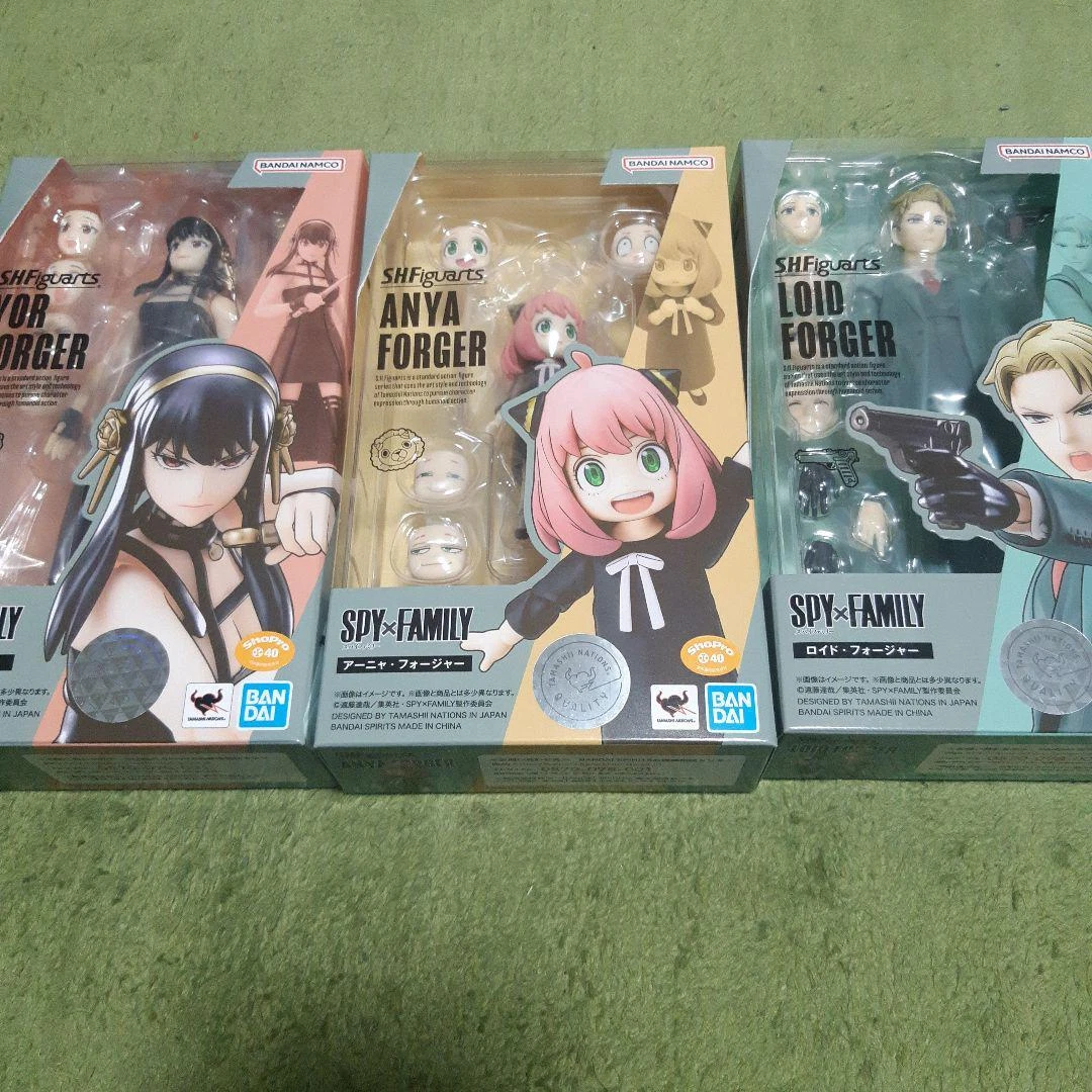 Bandai S H Figuarts Spy Family Anya & Lloyd & Yol Figure