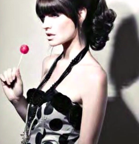 Forever Young PELO DE ÁNGEL COLA DE CABALLO clip en Foto 4 de 4