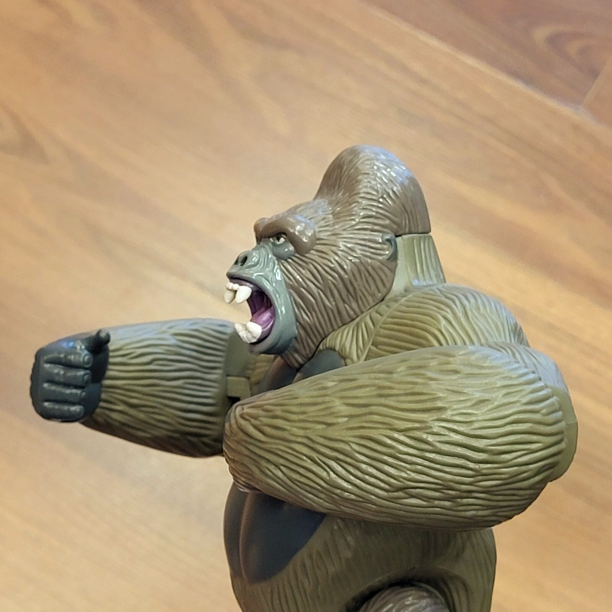 Disney Tarzan CHEST POUNDING KERCHAK Action Figure Mattel 1999