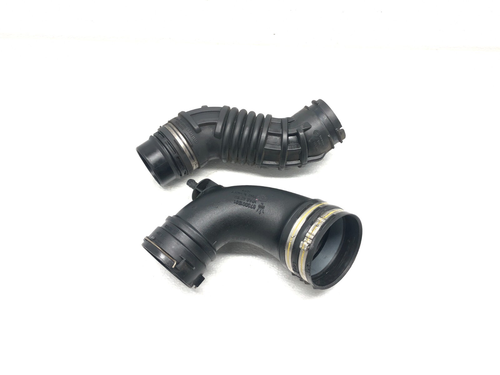 2017-2020 MASERATI LEVANTE LEFT DRIVER FRONT AIR CLEANER INTAKE TUBE PIPE OEM