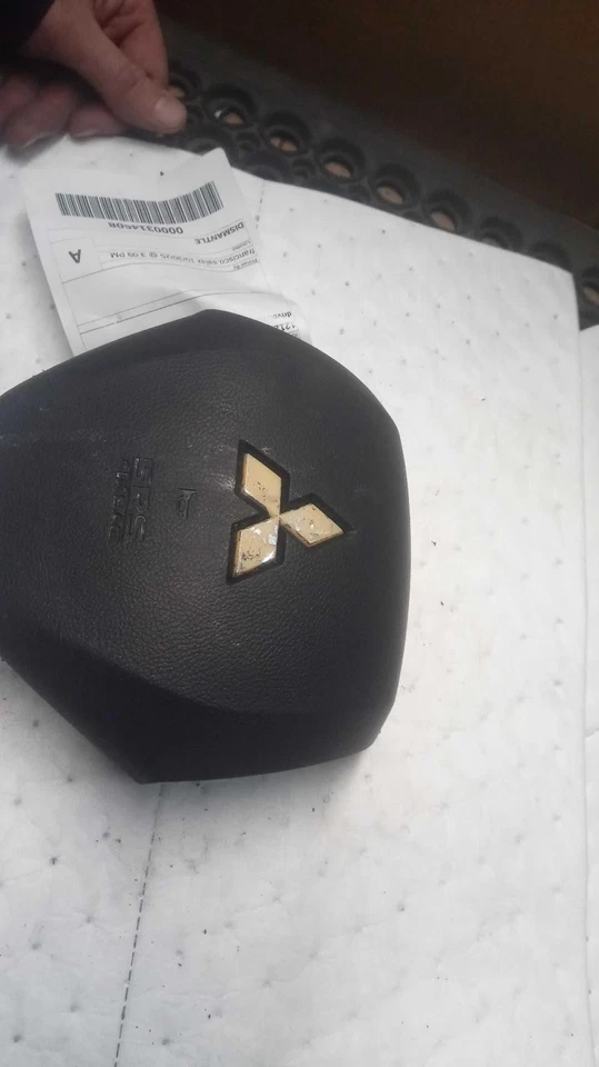 Used Steering Wheel Air Bag fits: 2018 Mitsubishi Outlander sport driver wheel G Foto 2 de 4