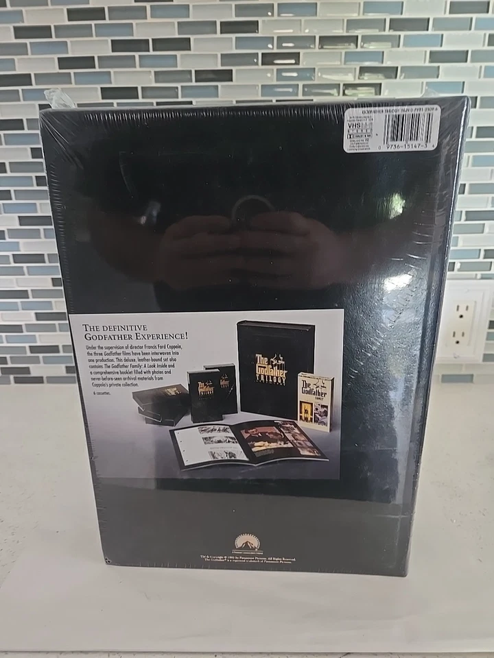 The Godfather Trilogy 1901-1980 VHS 1992 6 Tape Collection BookCase RARE SEALED! - Image 3 of 4