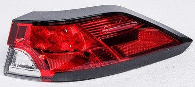81550-0A160 OEM Right Passenger Side Halogen Tail Lamp for Toyota