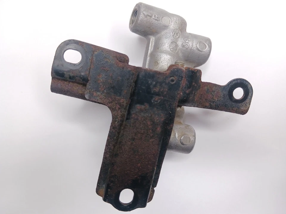 1992 - 1995 Honda Civic EG EG6 EG9 Del Sol Brake Proportioning Valve Brakes 3030 - Image 3 of 4