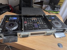 Pioneer Cdj-2000 Nexus X 2 - Djm-2000 Nexus Mixer, Flight Case And Stand