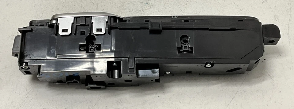 BMW 750I 2018 consola central interruptor deportivo SZ681915502 OEM Foto 4 de 4