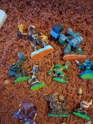 Activision Skylanders Action  Figures Mixed Lot Of 24.