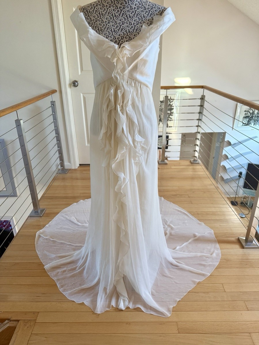 CAROLINA HERRERA 6 (10) Ivory Silk Chiffon OffShoulder Ruffled Wedding Dress  NEW | eBay