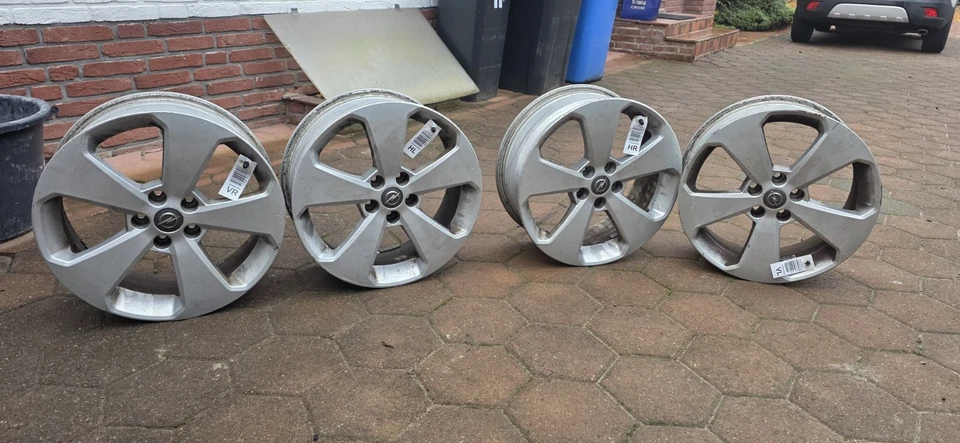 4 Alufelgen 4 Winterreifen 4 Sommerrefen - Bild 4 von 4