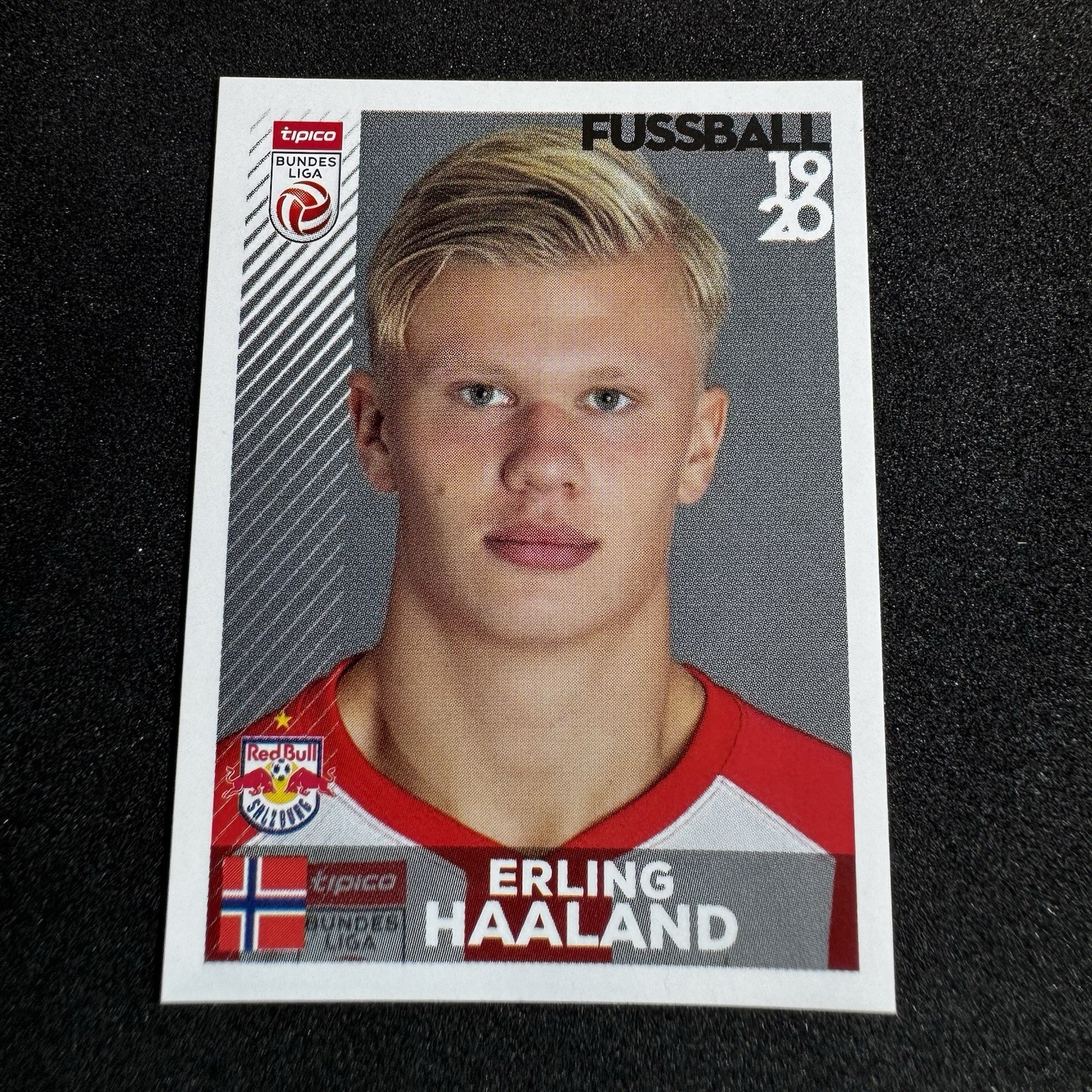 2019 Panini ERLING HAALAND #32 RC Rookie Fussball Bundesliga Sticker For Grading