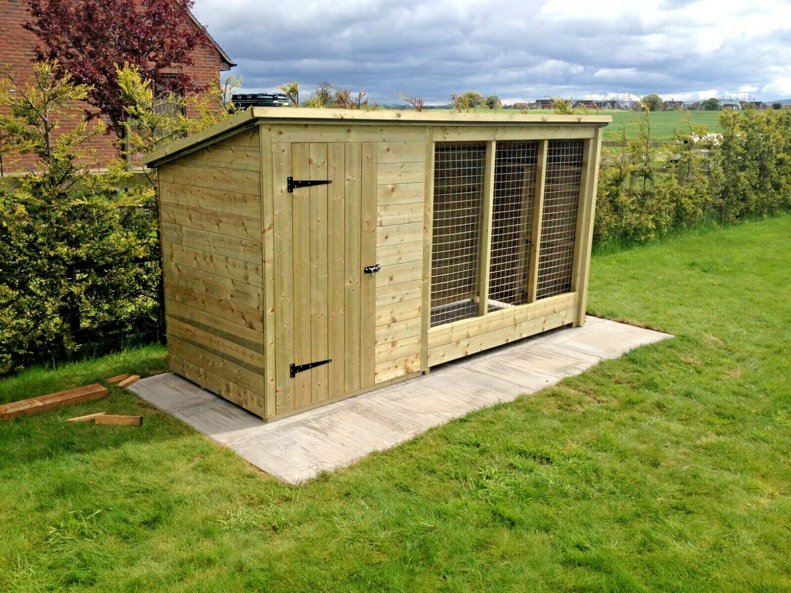 TANALISED DOG KENNEL AND RUN 8ft X4ft X5ft HIGH DELIVERY AVAILABLE TO