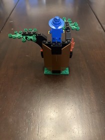 Lego Castle Dragon Knights: 6020 Magic Shop 99% Complete w Original Instructions