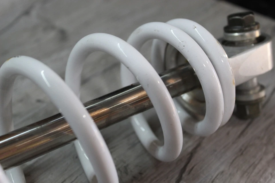 Amortiguador delantero derecho o izquierdo Polaris Assault Rmk 800 2015 Walker Evans Foto 4 de 4