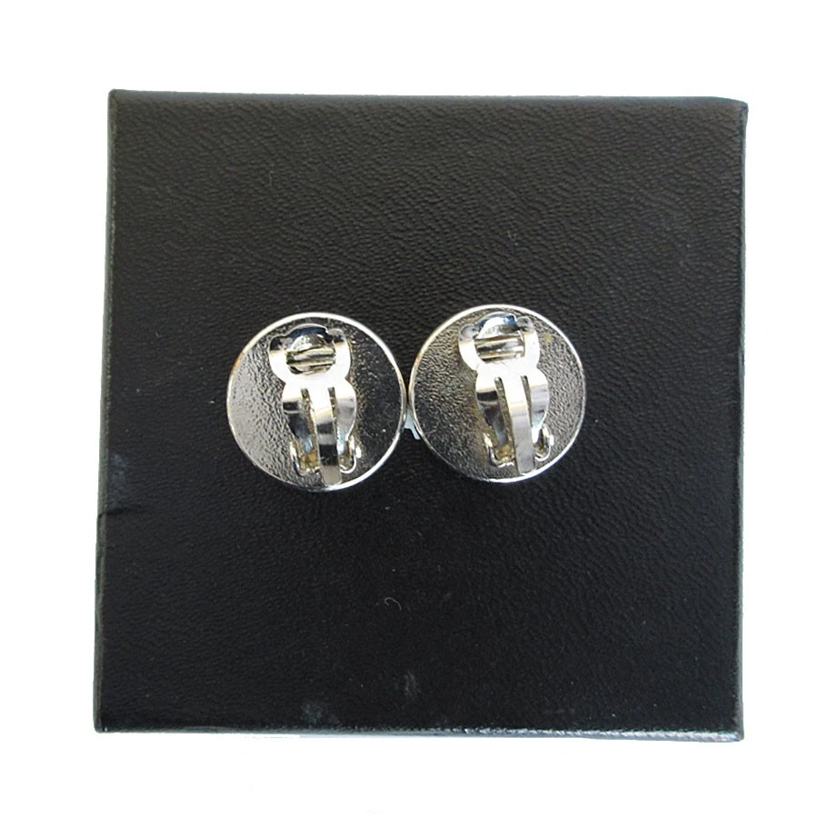 Orecchini originali CHANEL CC logo argento/metallo nero/smalto s0706g - Immagine 2 di 4