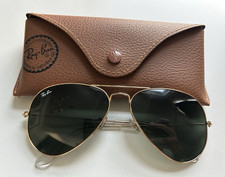 Ray-Ban Aviator Sunglasses Gold Metal Frame Green Tinted Glass Lenses w/ Case