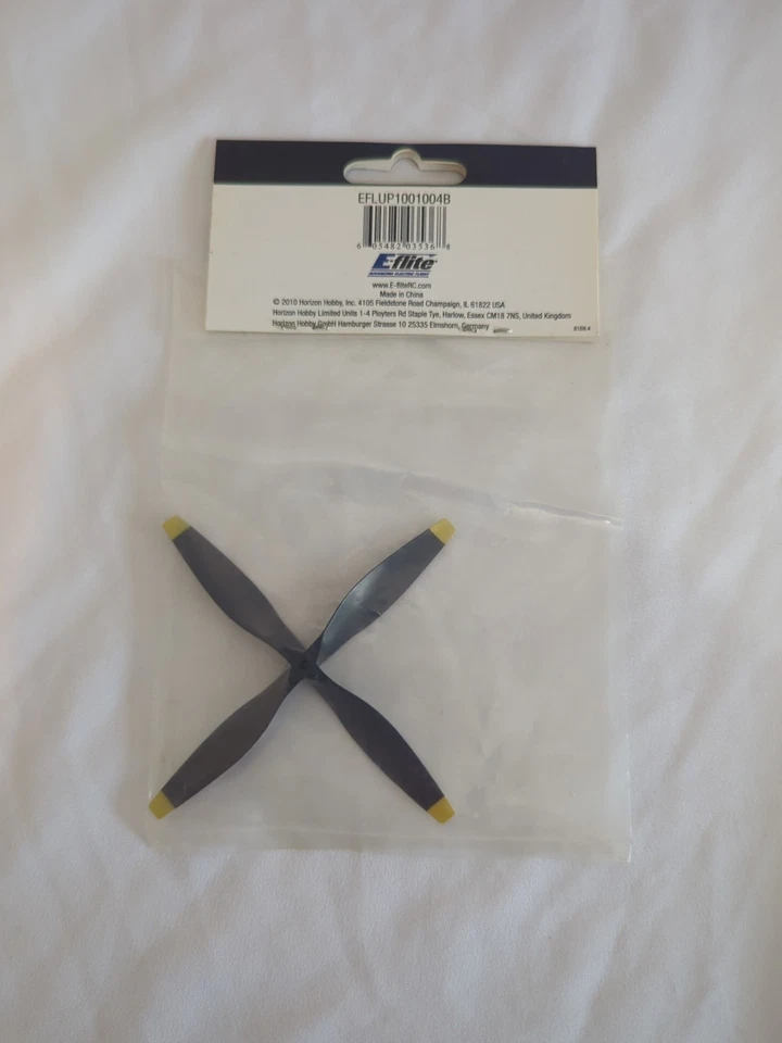 E-FLITE AIRPLANE EFLUP1001004B = 100 X 100MM 4 BLADE PROPELLER  - Image 3 of 4