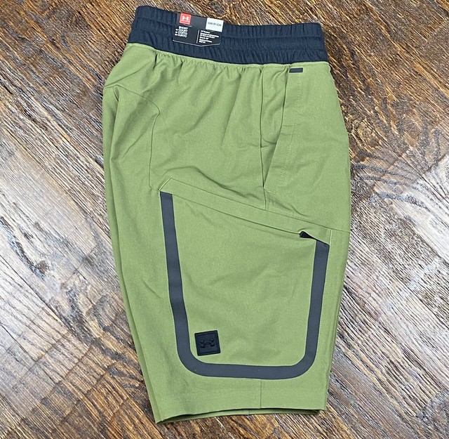 Under Armour Men's UA Sportstyle Elite Cargo Shorts Large Green 1306455 377 for sale online | eBay
