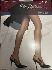 Hanes Silk Reflections Taupe Sheer Control-Top Reinforced Toe Pantyhose AB #718