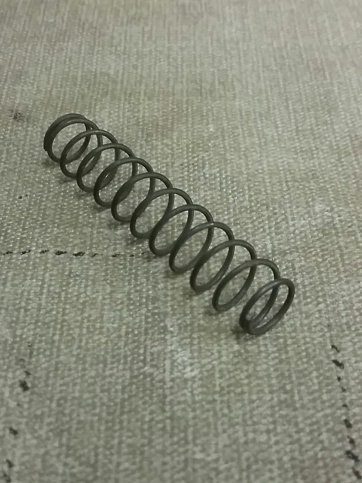 New Genuine Homelite Spring 59293  - Image 2 of 2