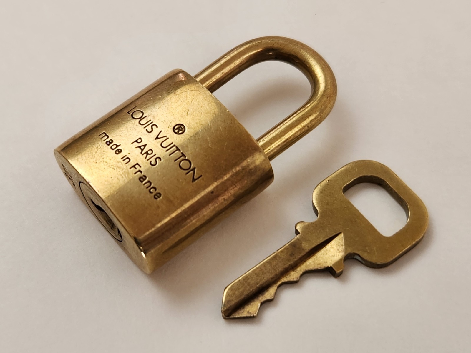 Authentic Louis Vuitton PadLock Solid Lock Key Br… - image 9
