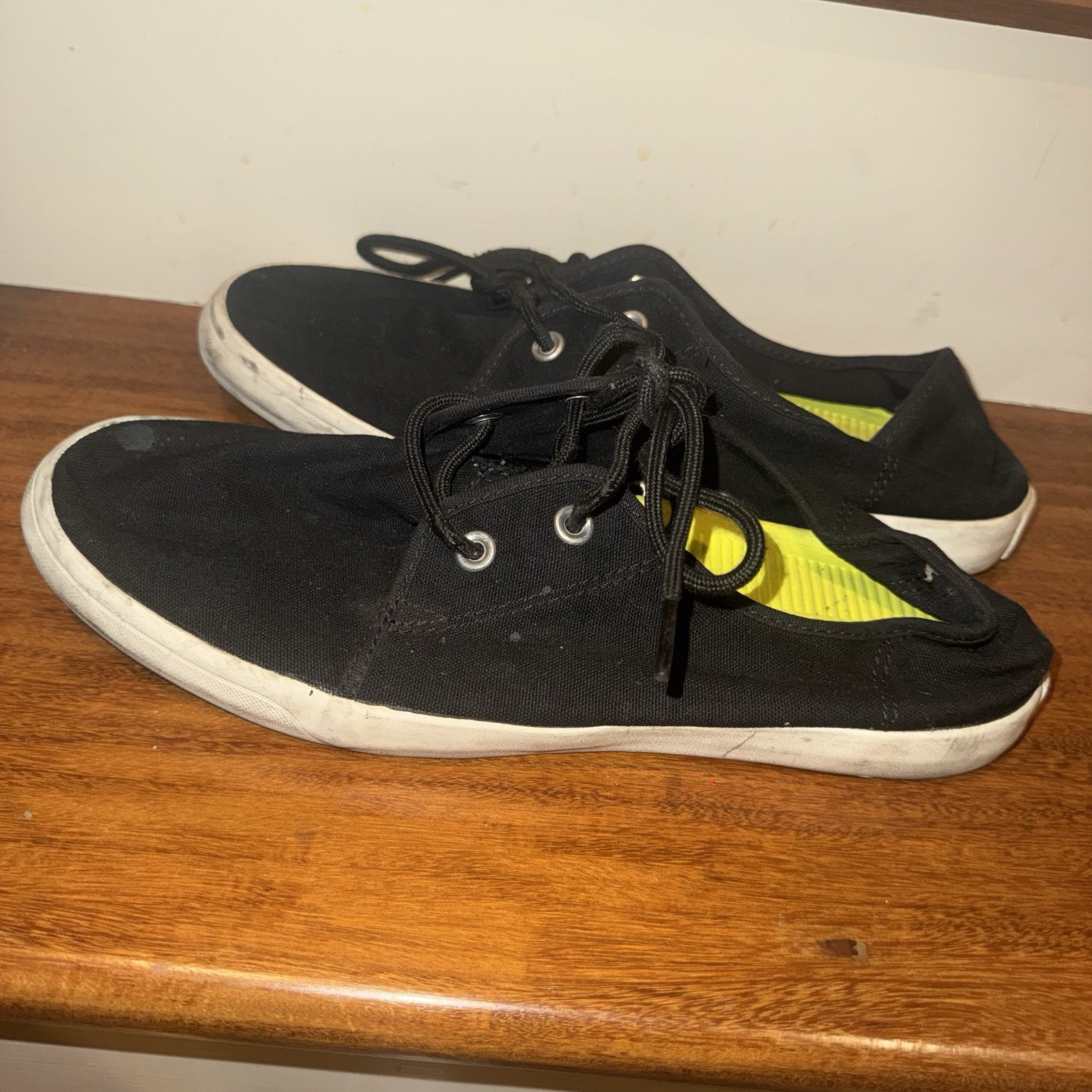 Converse Riff Ox Shoes Womens Sz 11.5 black Canvas Lace Up Sneakers thumbnail 4