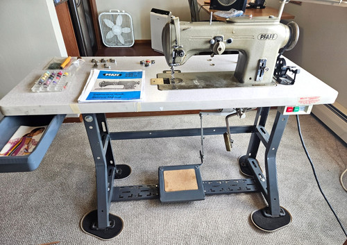 Vintage Pfaff 238 Industrial Zigzag Sewing Machine - Good Working Order, Local
