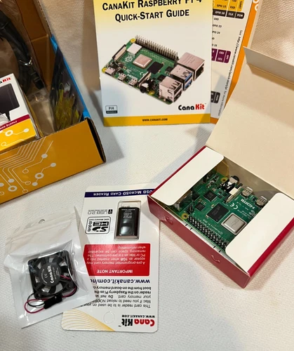 CanaKit Raspberry Pi 4 Model B STR32 Black case Starter Kit 4GB