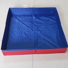 Bac à pliable pour enfants, idéal pour le jardin ou la plage.