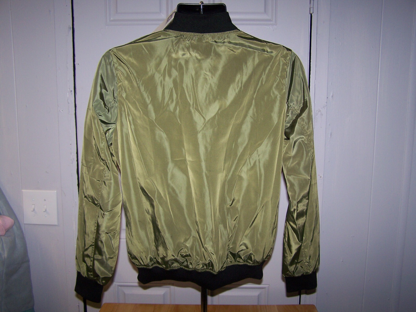 Picture 4 of 5