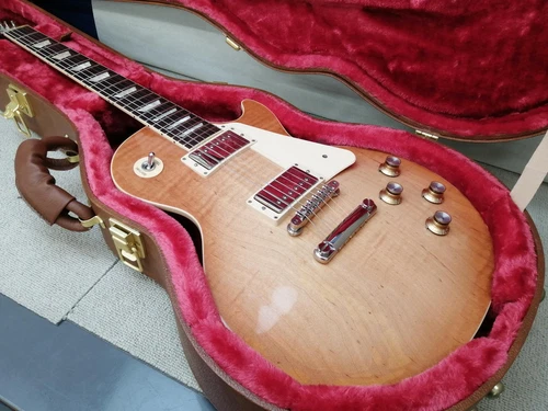 GIBSON LES PAUL STANDARD '60S UNBURST Electric Guitar