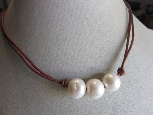 Brown leather cord and 3 freshwater pearl beaded collar necklace -16" long