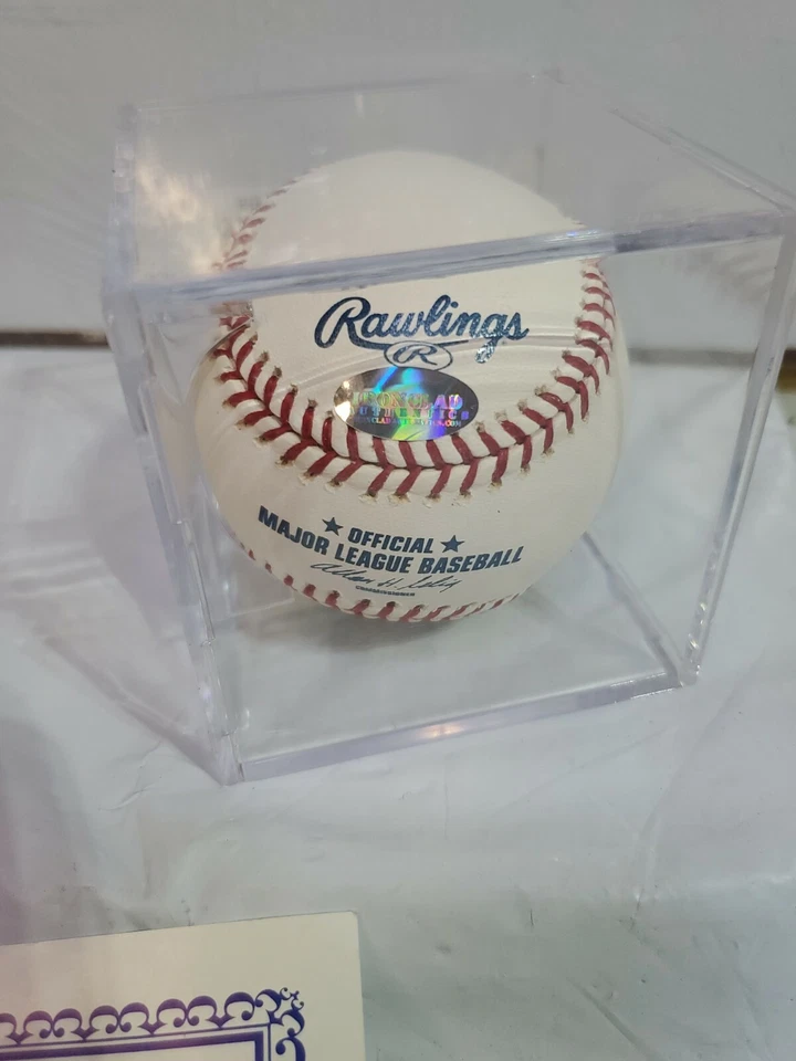 Béisbol OML firmado por TOBY HALL (CERTIFICADO DE AUTENTICIDAD MAC) con exhibición de cubo de bola Foto 4 de 4