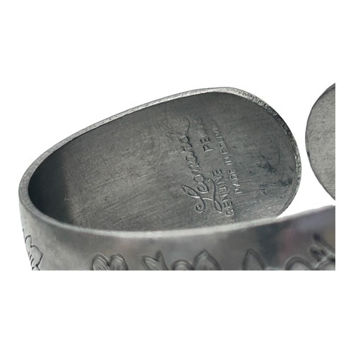 Leonard Genuine Pewter Cuff Bracelet Engraved Larkspur Vintage Bolivia Small - Picture 7 of 7