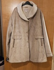 Bnwot Gabriella Vicenza Faux Sheepskin Coat Size 24/28 Beige And Cream.