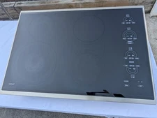 Wolf CT30E/S 30" Framed Electric Cooktop 4 Elements Bridge Zone Touch Controls