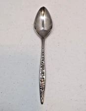 Place/Oval Soup Spoon Cortez-Aztec by International Silver Lyon Stainless    D10