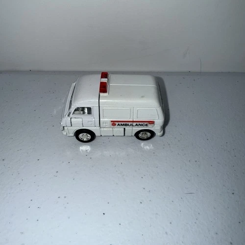 Rest-Q Ambulance Transformer MR15 Gobots 1983 Bandai Tonka Vintage Action Figure
