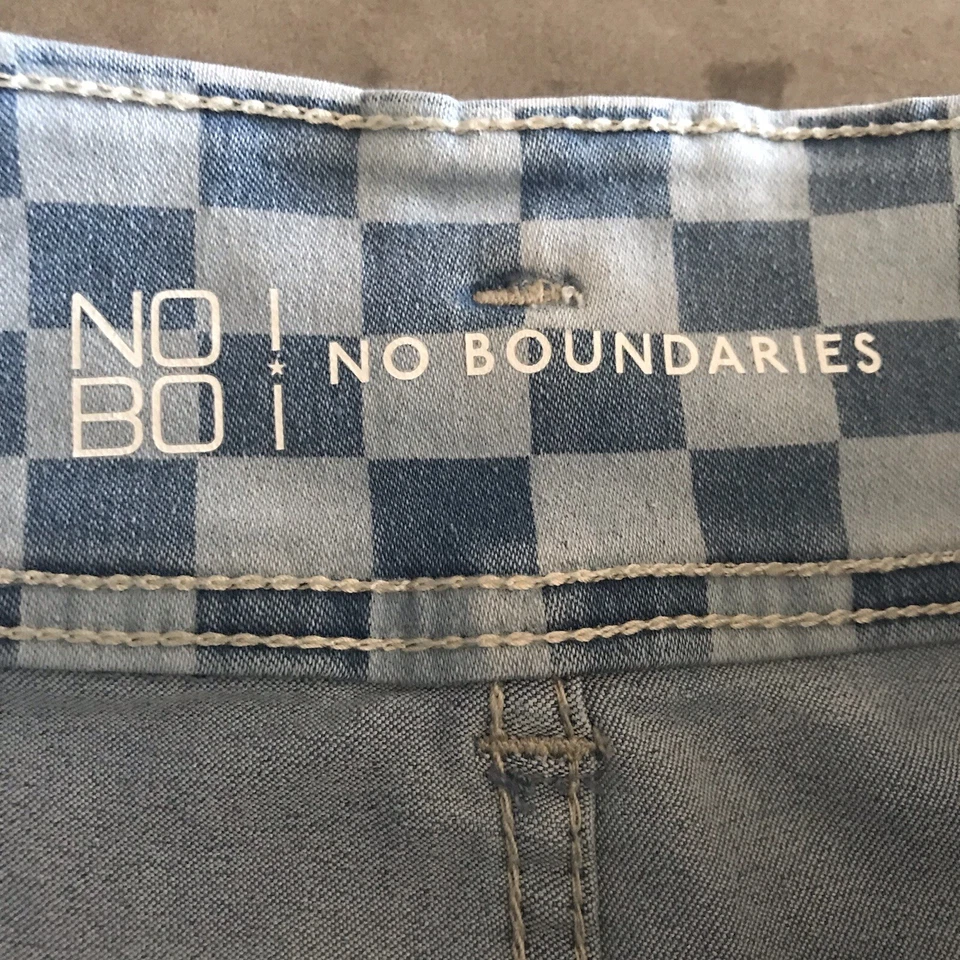 Pantalones Cortos Denim Nobo No Boundaries 17 Tiro Alto Cuadros Grunge Cuadros Patinadora Niña Foto 3 de 4