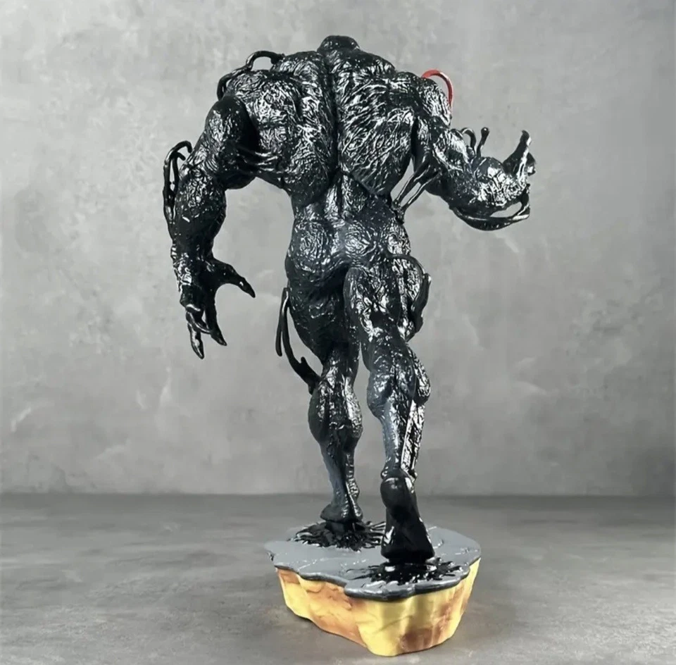 Marvel Venom 30cm Actionfigur Schwert Gelenke Beweglich Horror Spannung Spaß - Bild 4 von 4