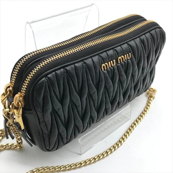 Borsa a tracolla MIU MIU Matelasse tracolla catena logo pelle nera USATA originale #S2290