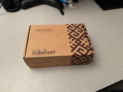 MikroTik RouterBoard Hex Poe 5 Port Gigabit Ethernet Router - RB960PGS