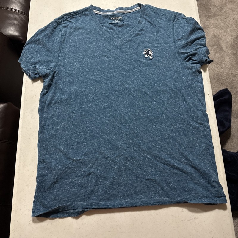 Express men's Slim Heather Super soft V-Neck T-Shirt Blue color L