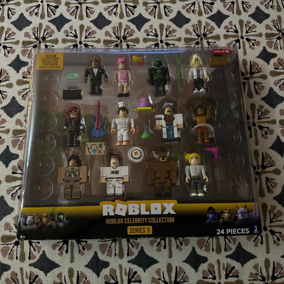 Roblox Celebrity Series Collection LOT OF 12 Figures w