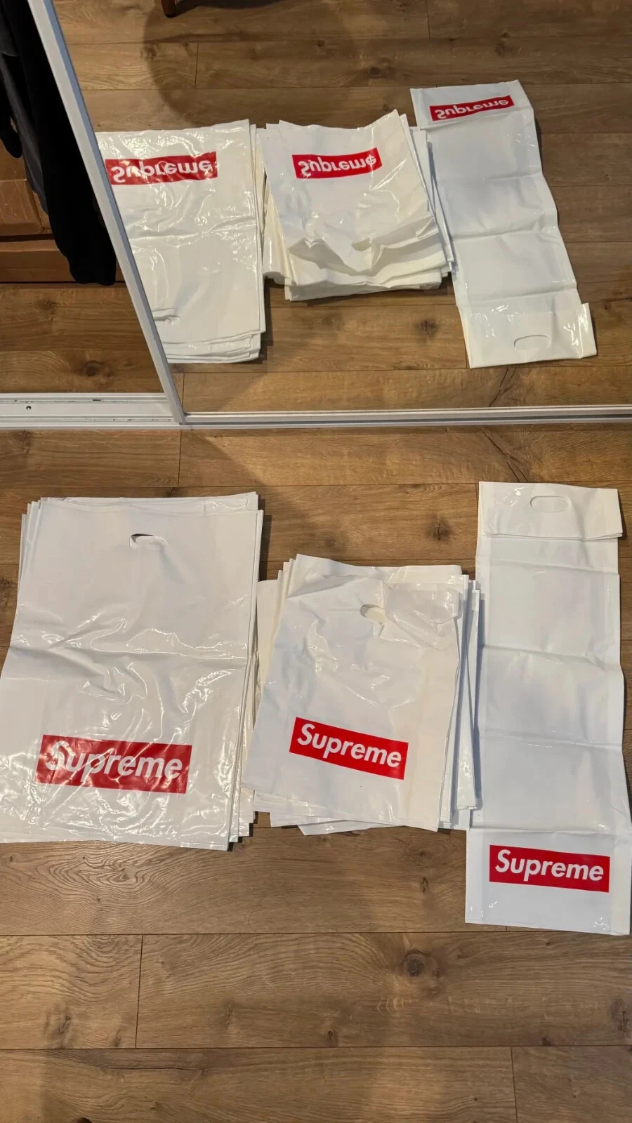 Lot de 30 sacs à provisions Supreme New York en plastique blanc et transparent logo boîte rouge