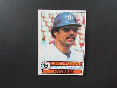 1979 Topps Baseball Card #700 Reggie Jackson *Crease*