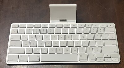 Apple iPad Keyboard Dock A1359 30-Pin 1st, 2nd Generation iPad Accessory